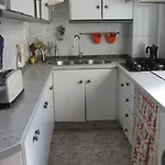 Coty's Beach, En Casa Compartida *