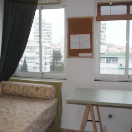 Coty's Beach, En Casa Compartida Quarto em Acomodações Particulares *