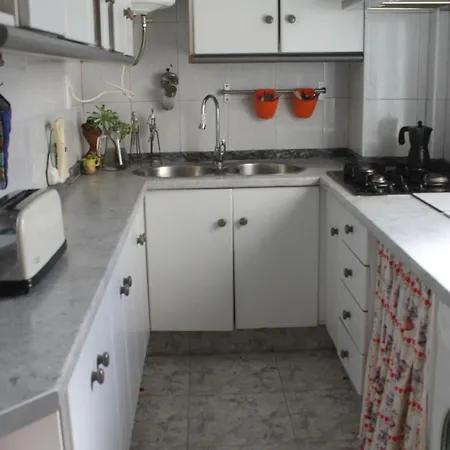 Coty's Beach, En Casa Compartida *